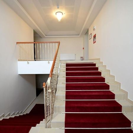 Hotel Dallas Negresti-Oas Eksteriør bilde