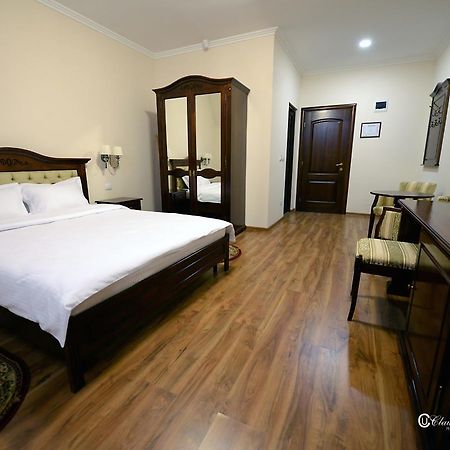Hotel Dallas Negresti-Oas Eksteriør bilde