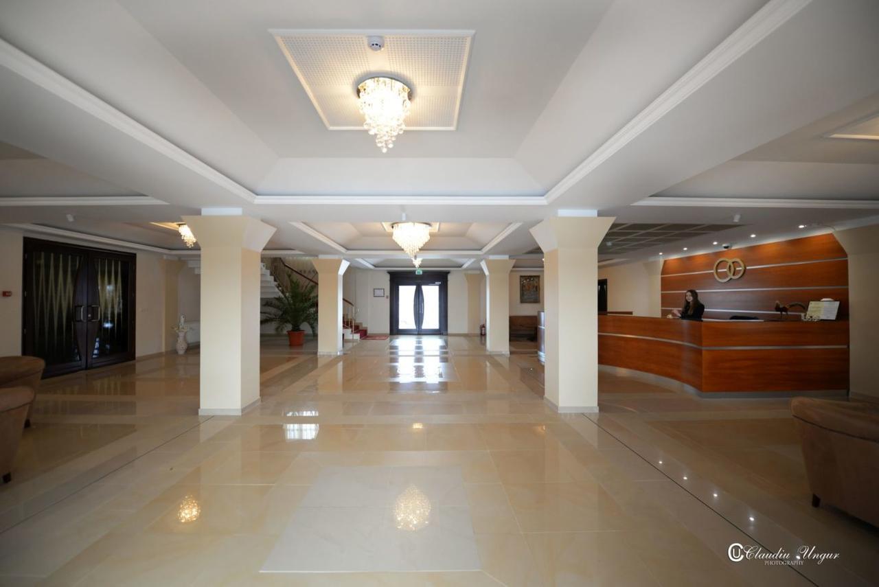 Hotel Dallas Negresti-Oas Eksteriør bilde